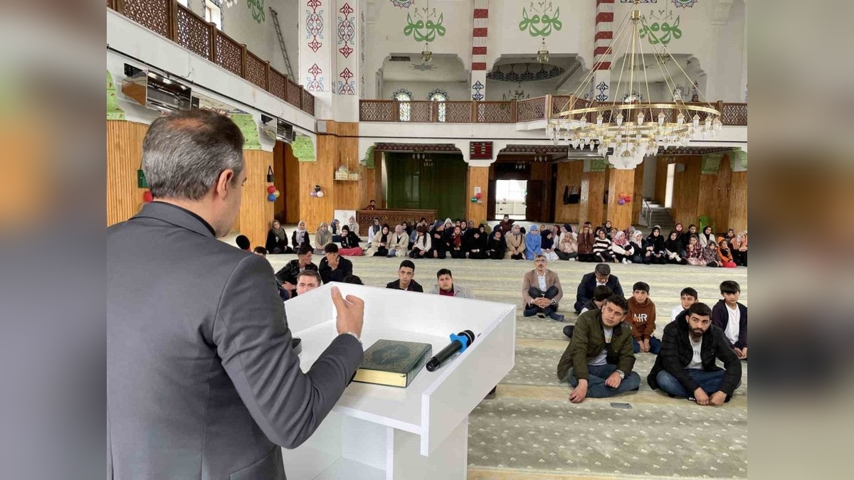 Malazgirt'te ÇEDES projesi yılsonu etkinliği: Kümbet Camii'nde buluştular