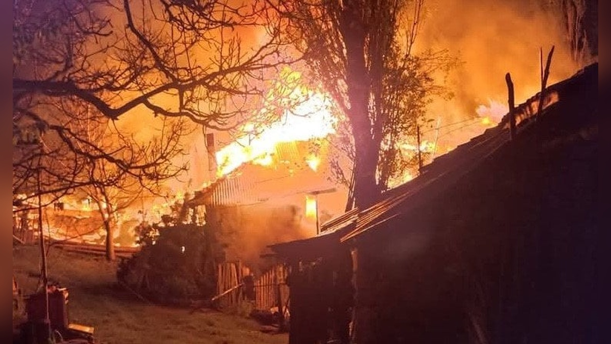 İskilip'te üç ev kül oldu: Hacıhalil köyünde yangın