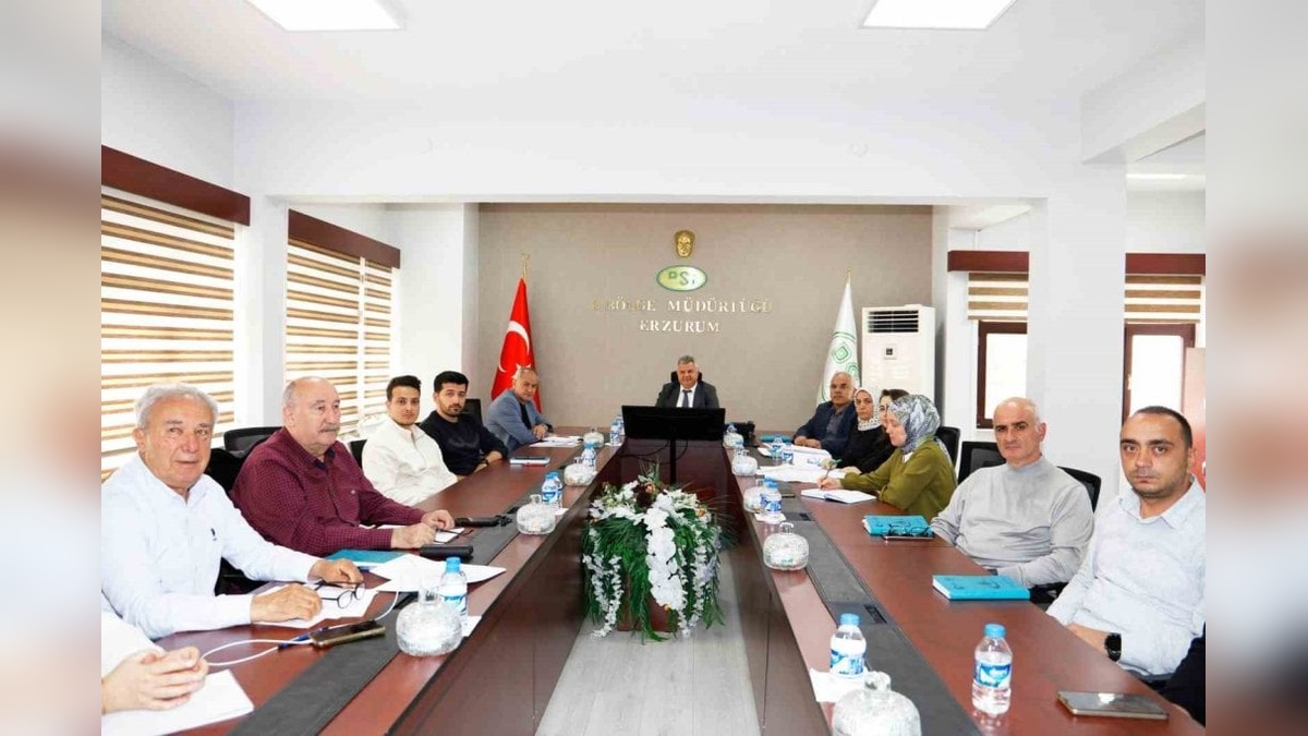 Erzurum'da Aksu ve Olur enerji projeleri için toplantı: Elektrik üretim lisansı hazırlıkları ele alındı