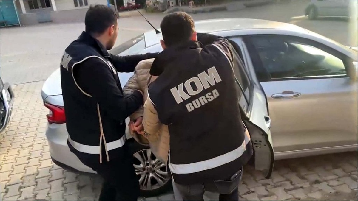 İçişleri Bakanı Yerlikaya: 10 ilde 86 organize suç örgütü üyesi tutuklandı