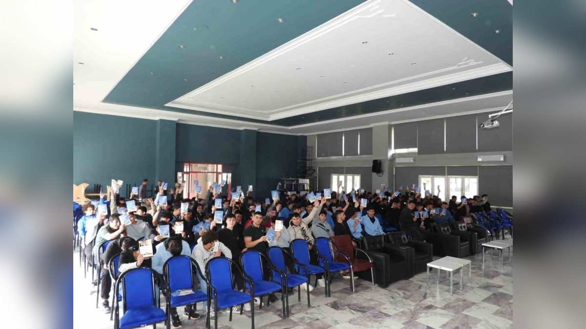 Erzincan'da gençlik ve güvenli gelecek projesi: Bin 610 öğrenci teröre karşı bilgilendirildi