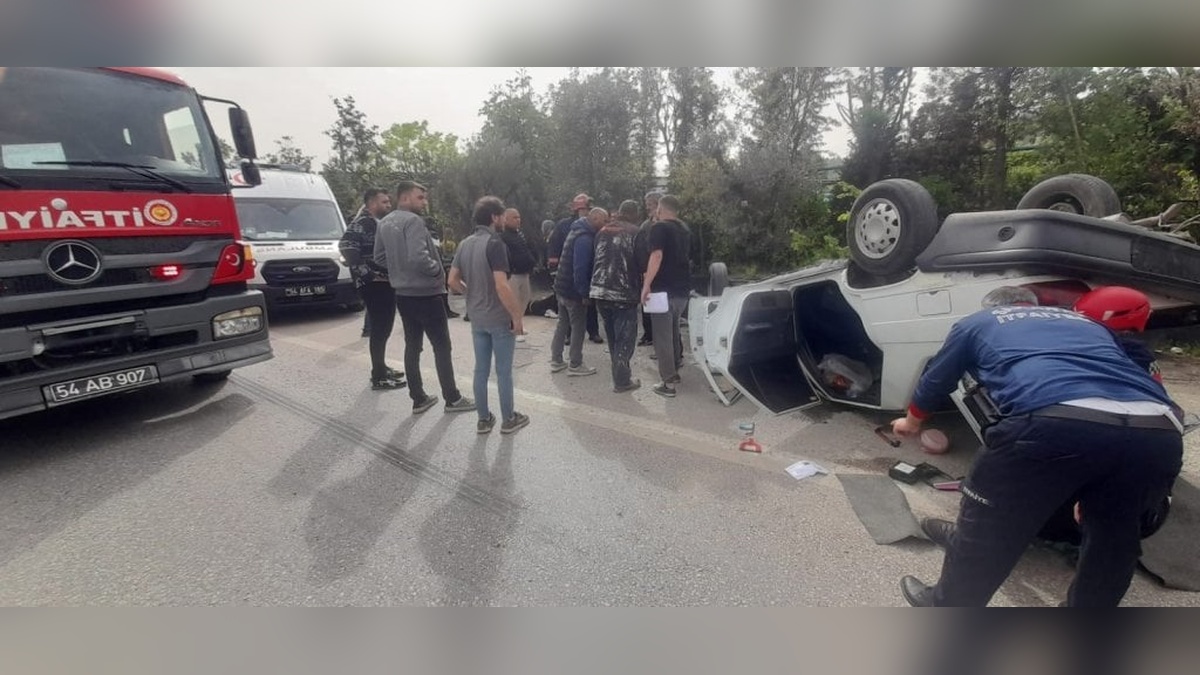 Sakarya'da fidanlığa çarpan otomobil ters döndü: 1 yaralı