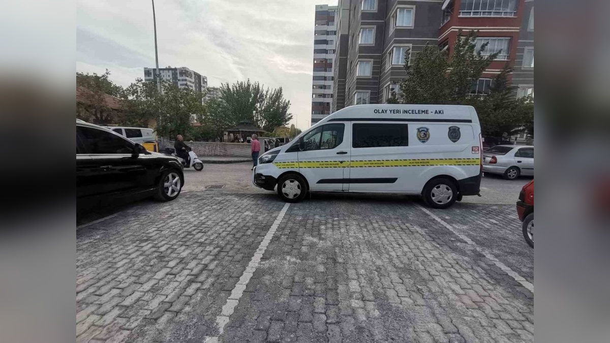 Kayseri'de Yüksekten Düşme: 8. kattan düşen şahıs hayatını kaybetti