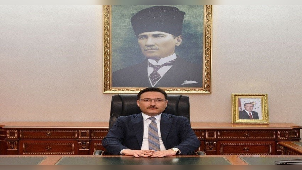 Kayseri protokolünden 19 Mayıs mesajları: Gençliğe güven vurgusu