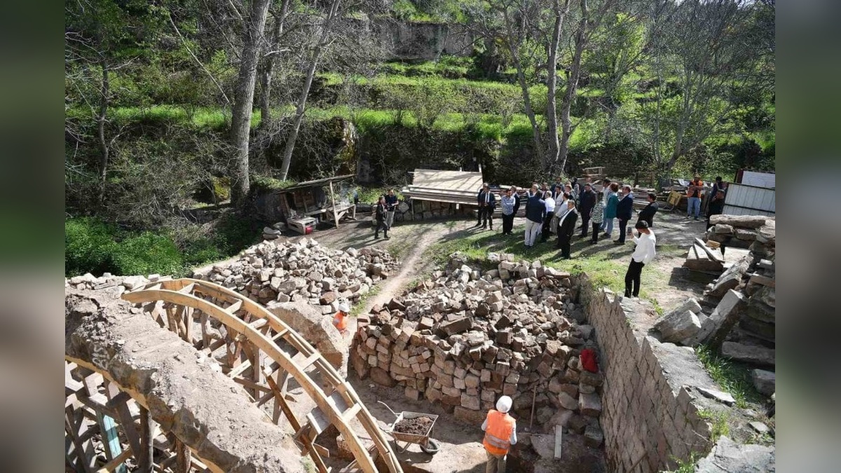 Kayseri Büyükşehir Belediye Başkanı Büyükkılıç: Koramaz Vadisi'nde restorasyon çalışmaları devam ediyor