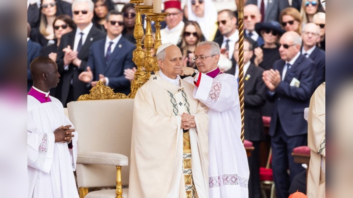 Vatikan'da yeni dönem: Papa 14'üncü Leo göreve başladı