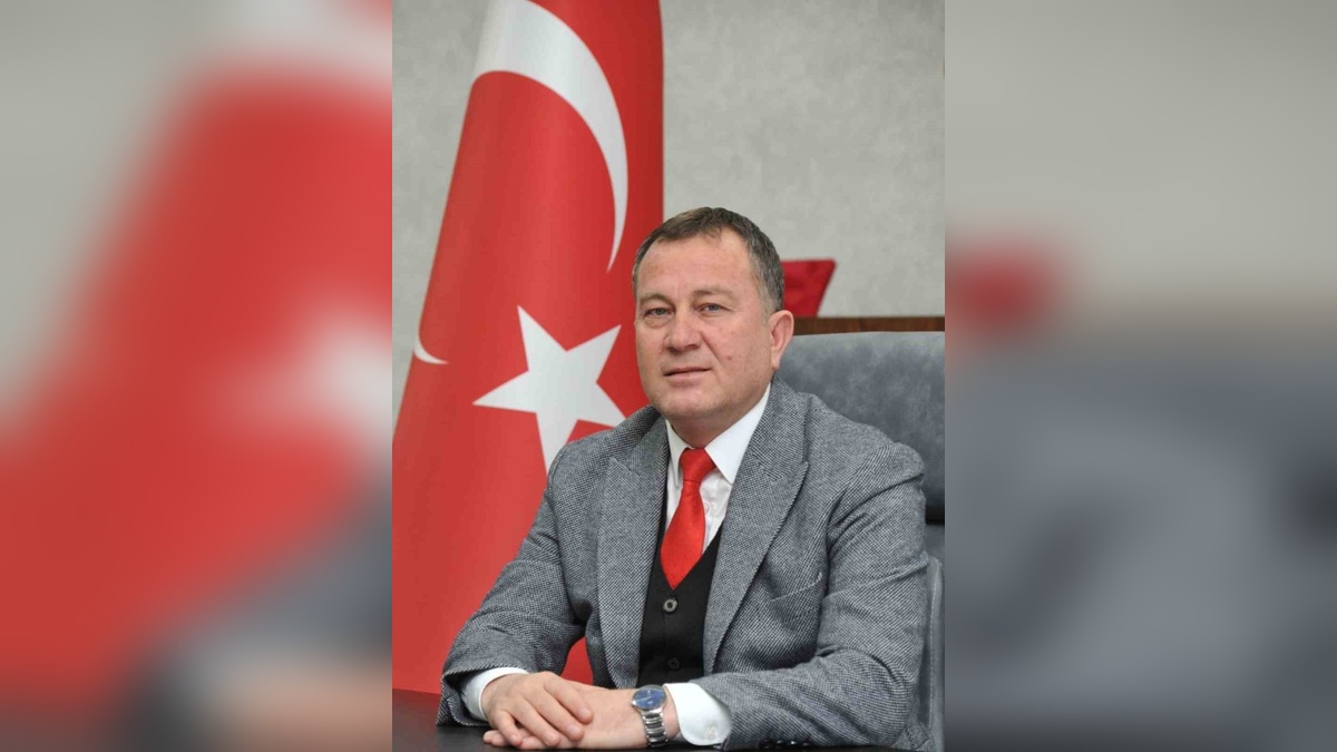 Nizip Belediye Başkanı Doğan'dan 19 Mayıs mesajı: Gençlerimizle Cumhuriyet'i ilelebet koruyacağız