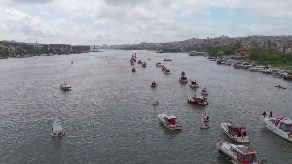 Beyoğlu Belediyesi'nden 19 Mayıs Deniz Korteji