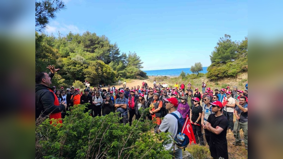 Çanakkale'de Zığındere Harp Yolu Şehitlere Saygı Yürüyüşü düzenlendi