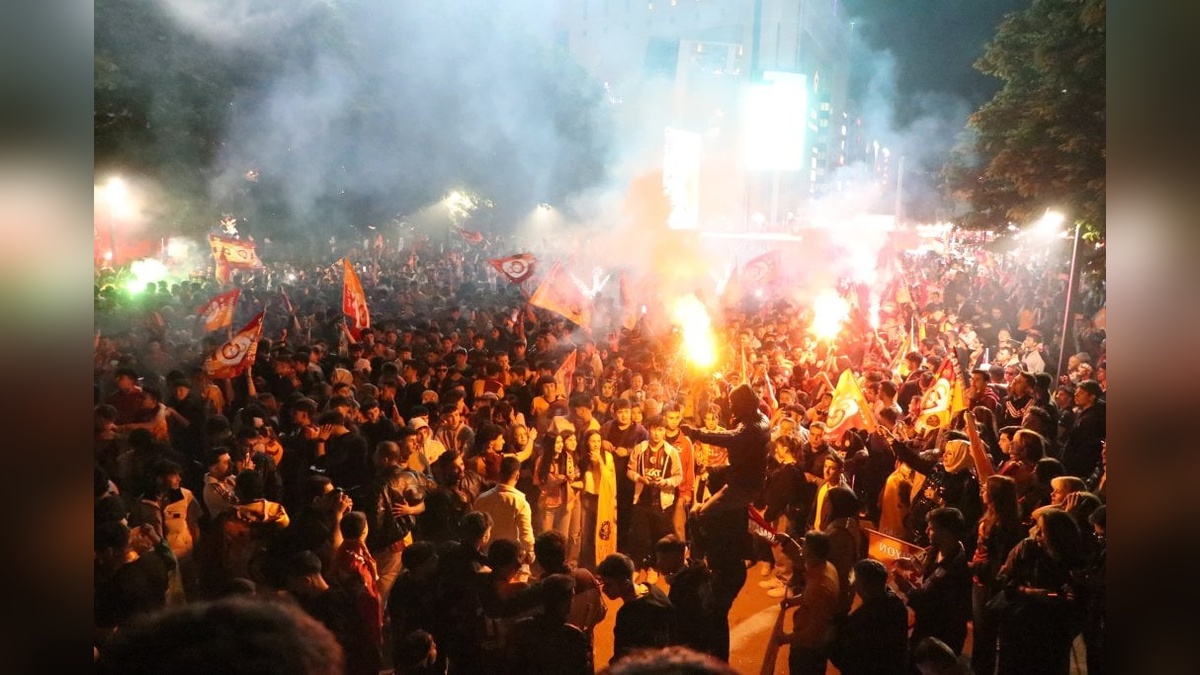 Galatasaray'ın şampiyonluğu Ankara'da coşkuyla kutlandı
