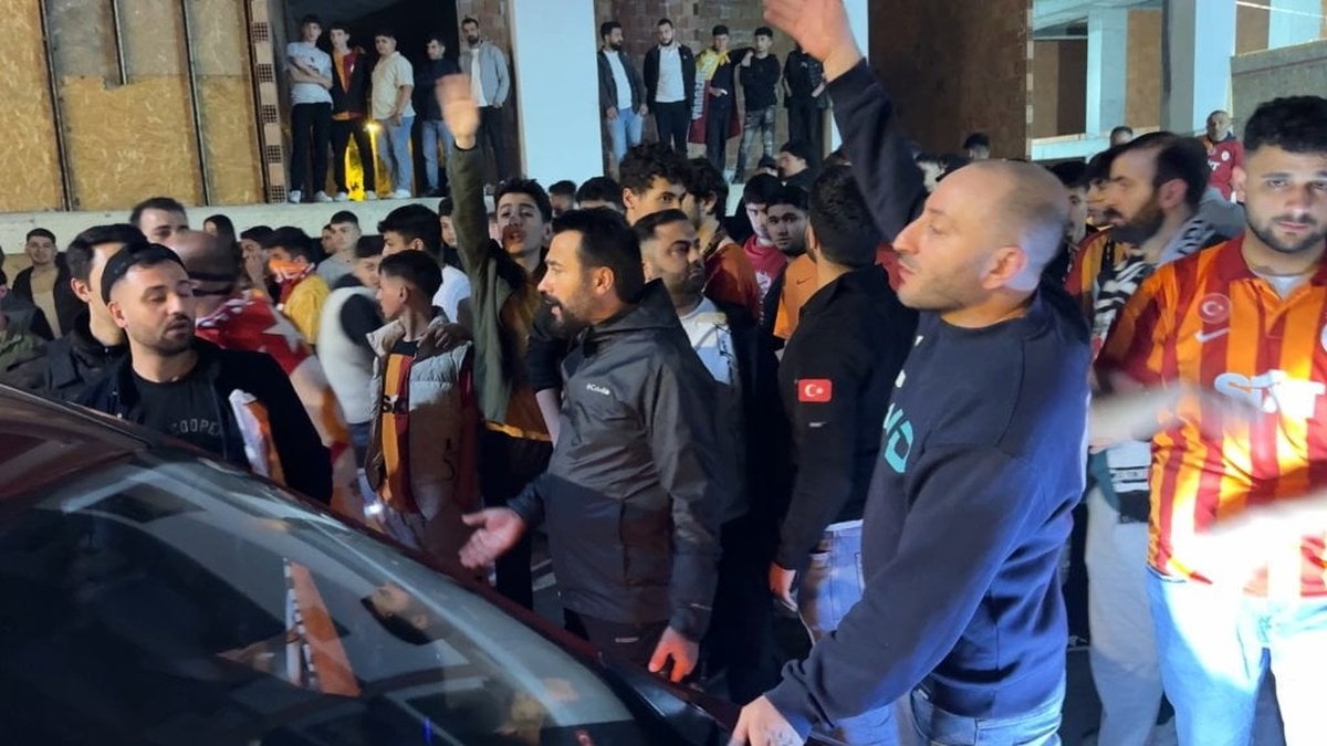Avcılar'da Galatasaray şampiyonluğu coşkusu