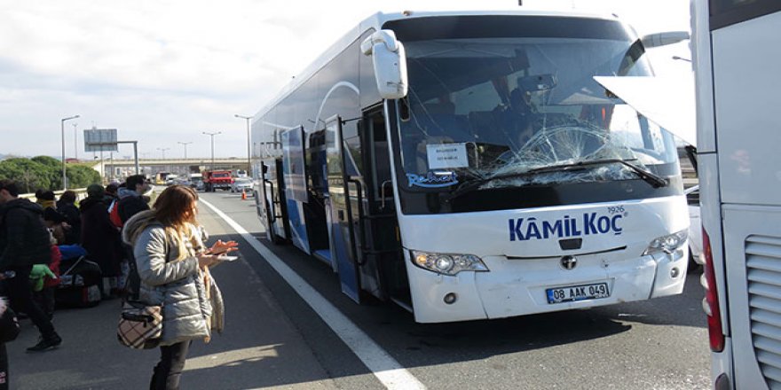 TEM'de otobüs kazası