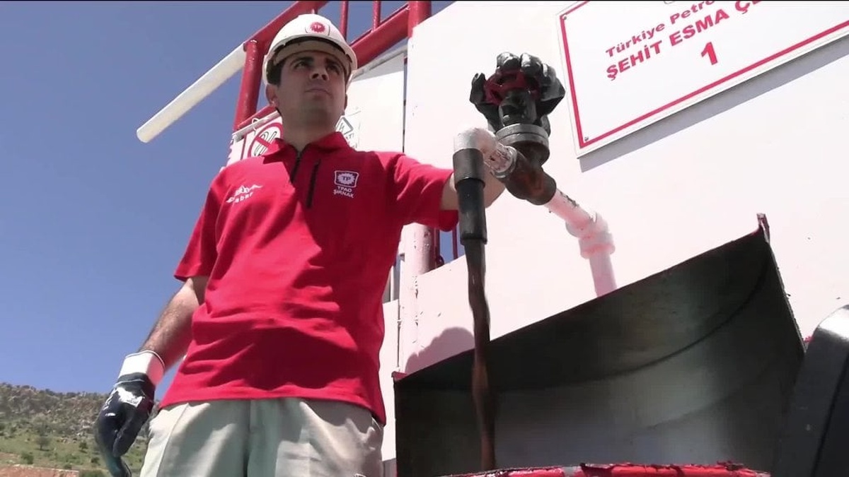 TBMM Başkanı Kurtulmuş, Şırnak'ta petrol üretim sahasının vanasını açtı: "Türkiye'nin enerjide tam bağımsızlığı sağlanacak"