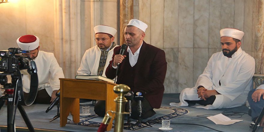 Depremde hayatını kaybedenler için mevlit okutuldu