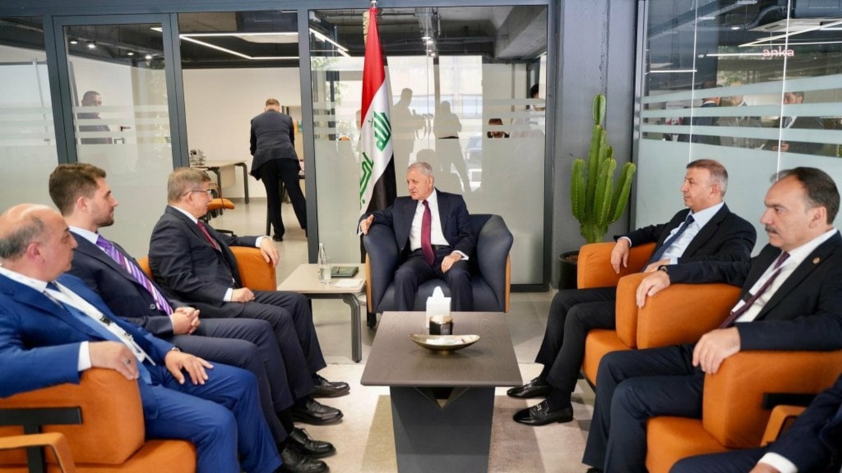 Ahmet Davutoğlu, Irak Cumhurbaşkanı Abdullatif Reşid ile görüştü