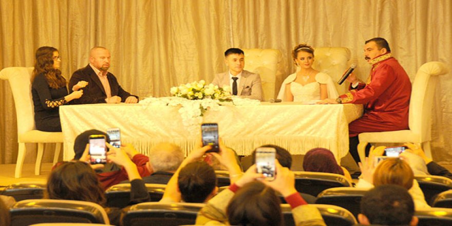 Eskişehir’de 15 çift, ‘02.02.2020’de dünya evine girdi