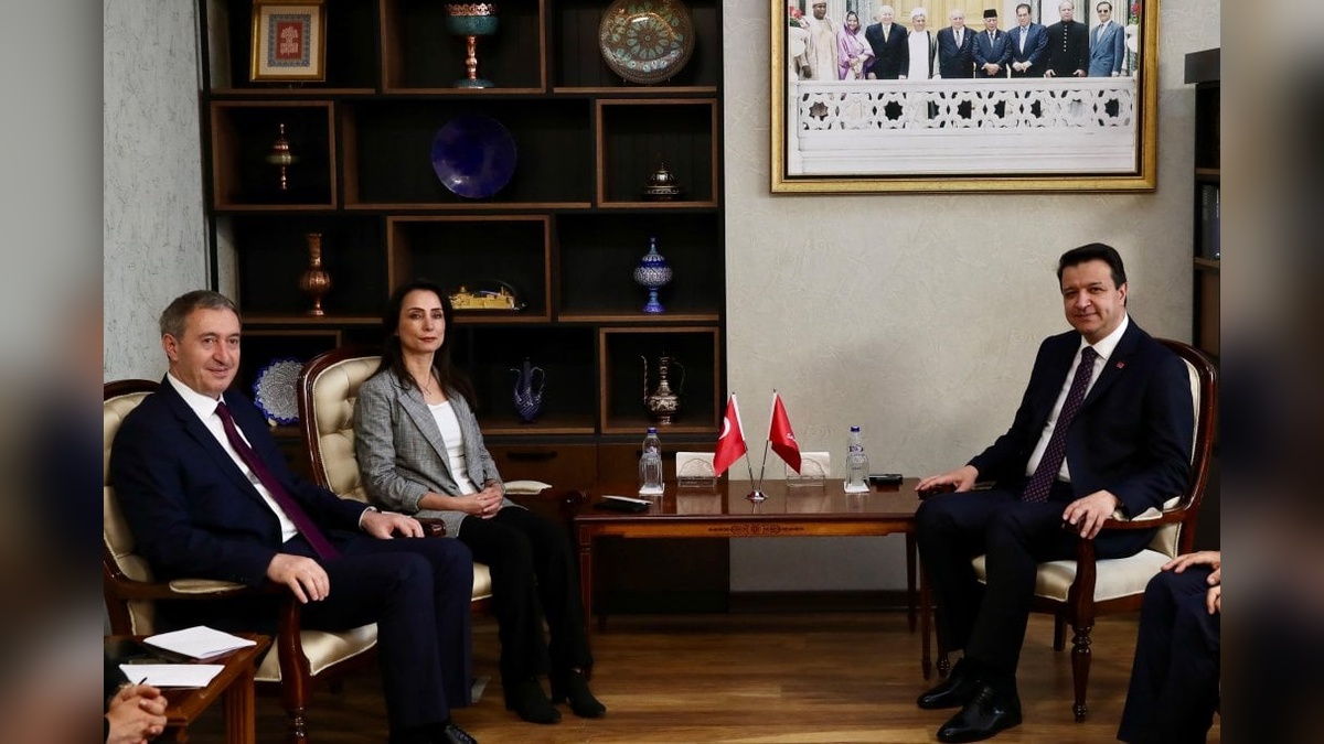 DEM Partisi, siyasi partilerle görüşmelere başladı