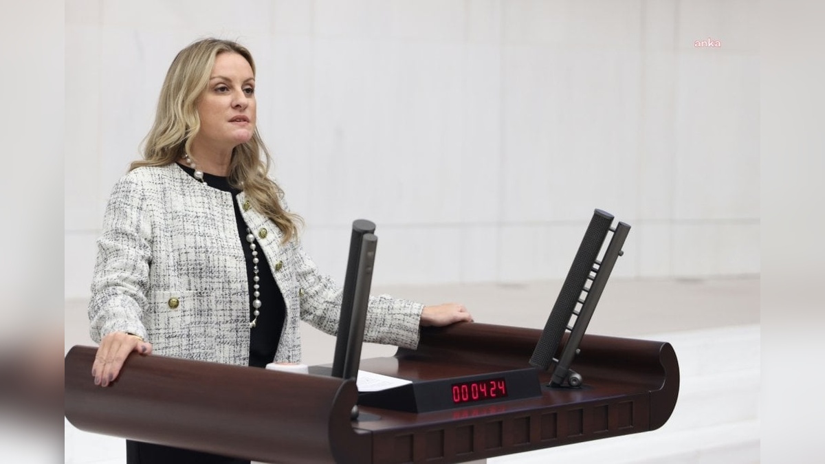 İzmir Milletvekili Seda Kaya Ösen CHP'ye katıldı: CHP’ye sahip çıkmak bir demokrasi görevidir