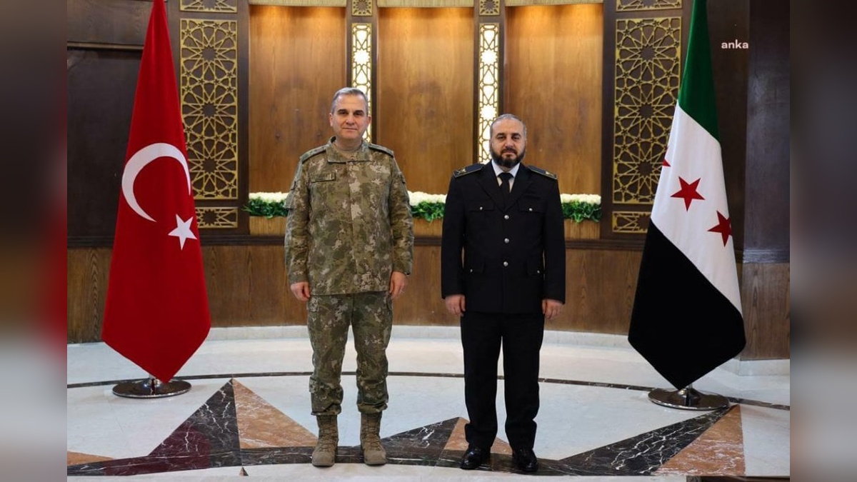 Suriye Savunma Bakanı Ebu Kasra, Türk heyetiyle görüştü