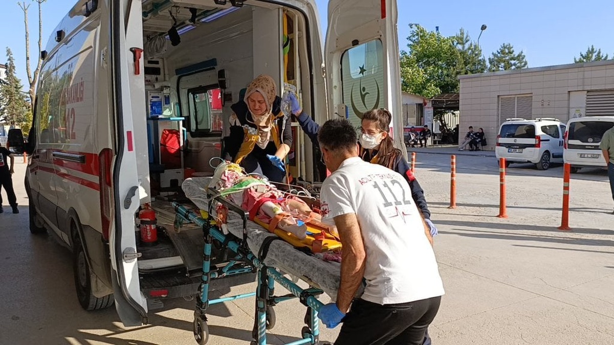 İnegöl'de traktör kazası: 7 yaşındaki çocuk ağır yaralandı