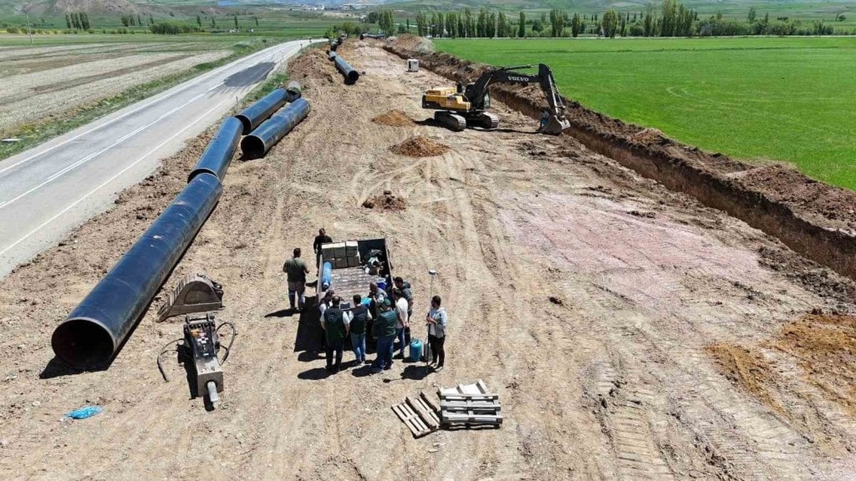 Bayburt Kırklartepe Barajı'nda sulama inşaatı çalışmaları devam ediyor