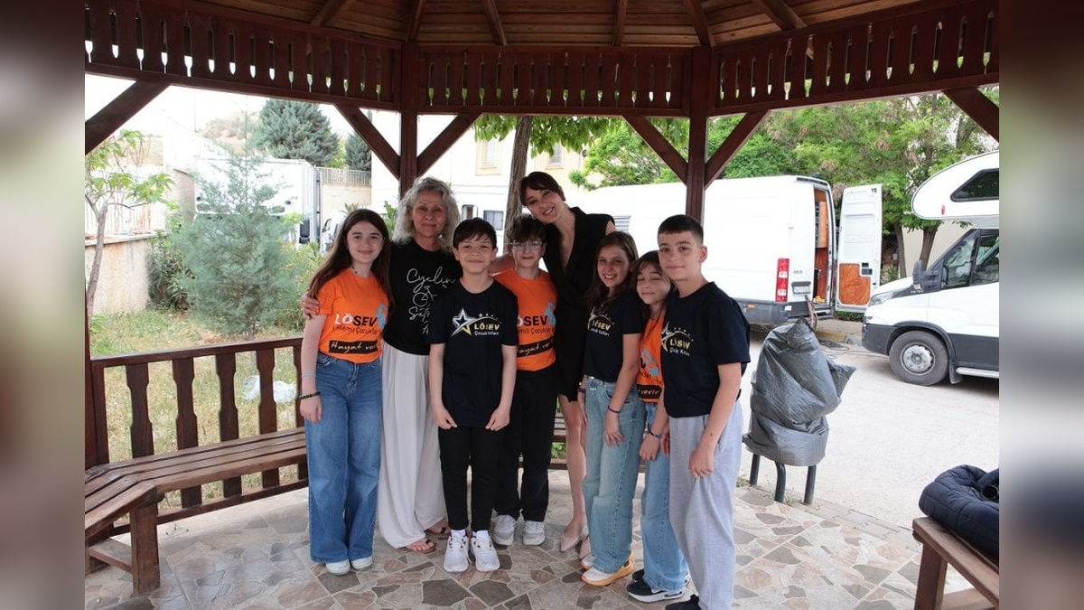 Uzak Şehir, LÖSEV’e destek oldu