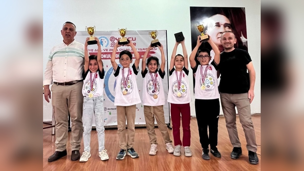 Denizli Fatih İlkokulu öğrencileri Zeka Oyunları Türkiye Finali’nde 8 derece elde etti