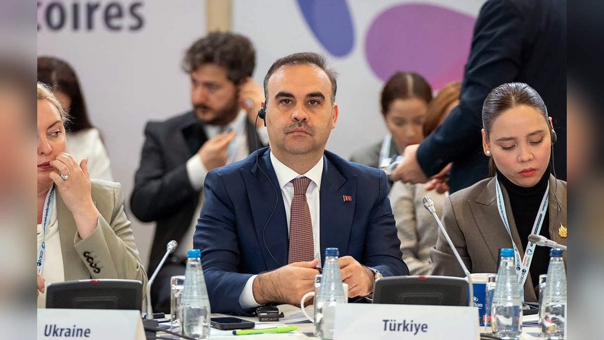 Bakan Kacır: Bölgesel kalkınma politikalarıyla şehirlerimizi Türkiye Yüzyılı'na hazırlıyoruz