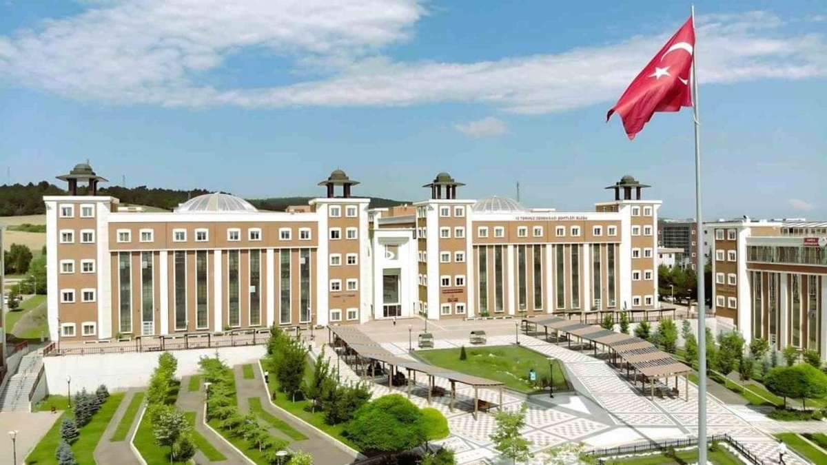 Bilecik Şeyh Edebali Üniversitesi'nin İslami İlimler Fakültesi, İlahiyat Fakültesi oldu