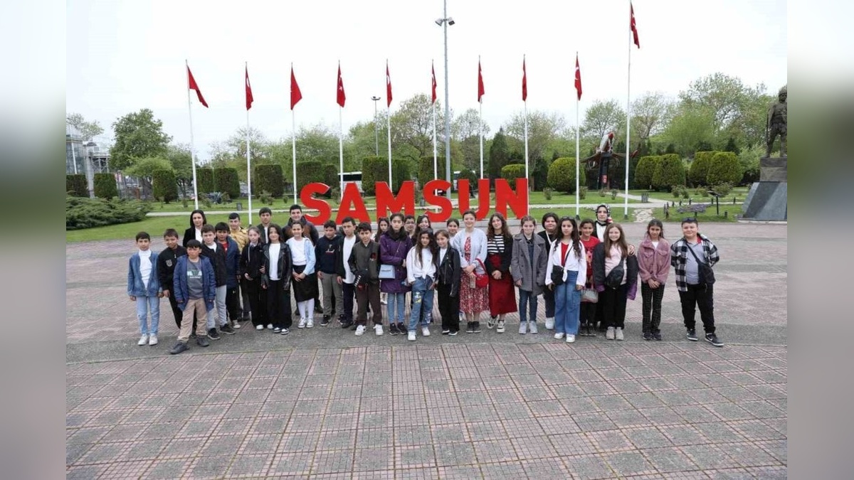 Samsun Büyükşehir Belediyesi'nden anlamlı proje: Kırsal mahallelerdeki öğrenciler müzeleri geziyor