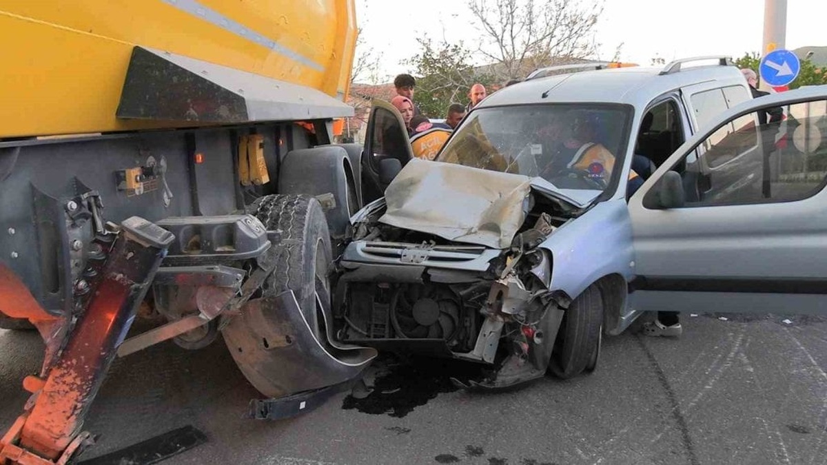 Kütahya'da trafik kazası: 5 kişi yaralandı