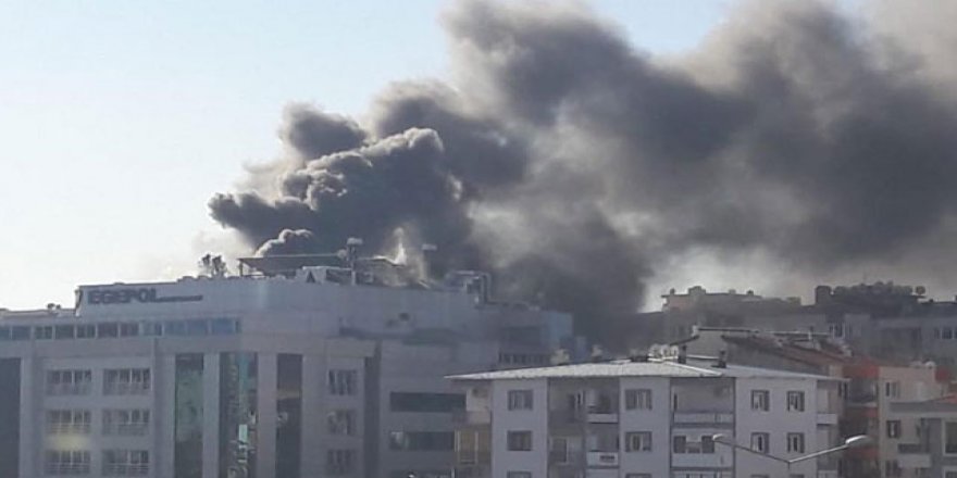 İzmir'de, özel hastanede yangın