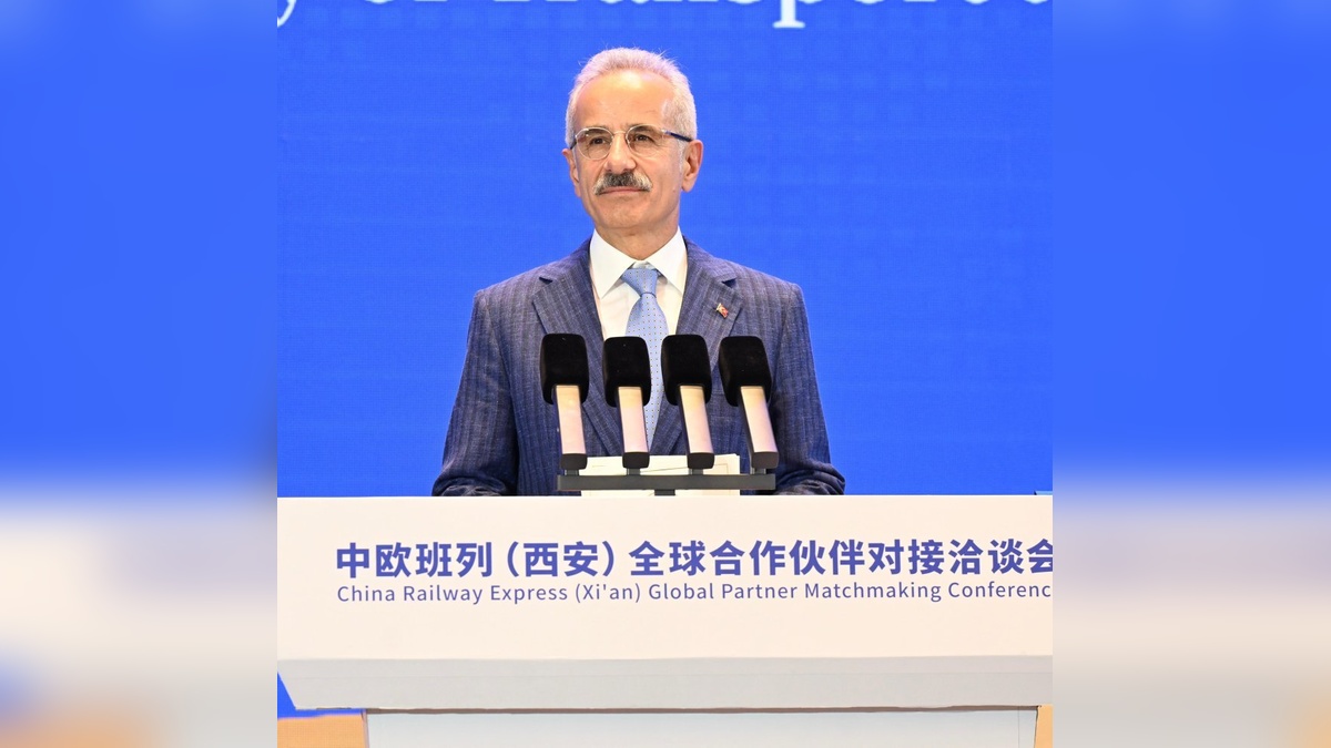 Bakan Uraloğlu: Türkiye, Kuşak Yol Girişimi'nin önemli bir bileşeni