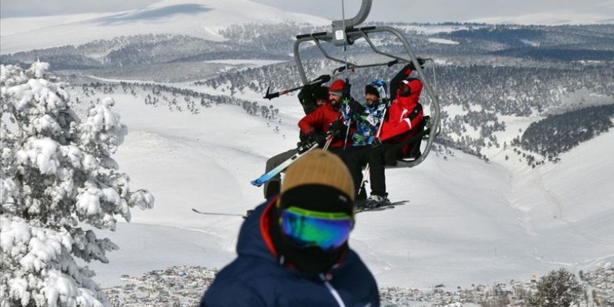 Cıbıltepe'de sıfırın altında 16 derecede kayak keyfi