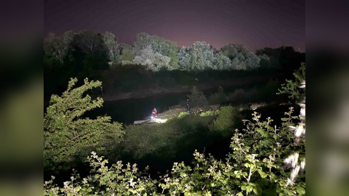 Sakarya Nehri'nde sır dolu kayıp: Cep telefonu ve cüzdan bulundu