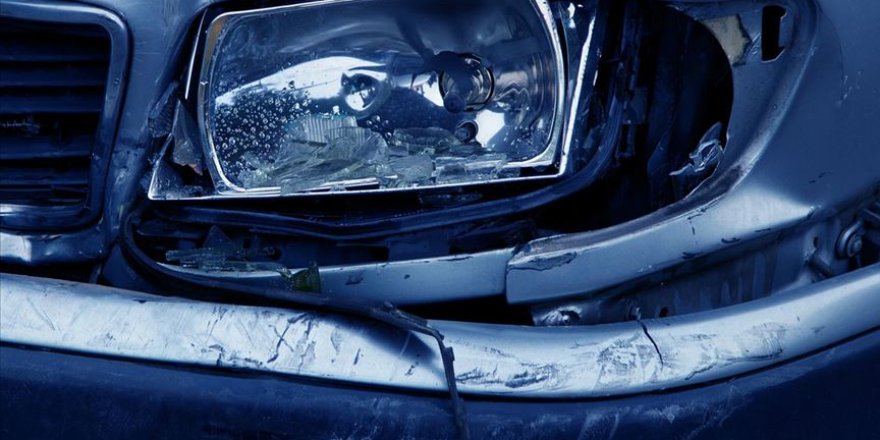 Otomobiliyle çocuğa çarpıp kaçan şüpheliyi kırık tampon parçası yakalattı