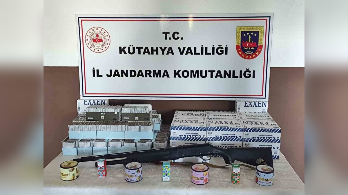 Kütahya'da kaçakçılık operasyonu: Binlerce makaron ele geçirildi