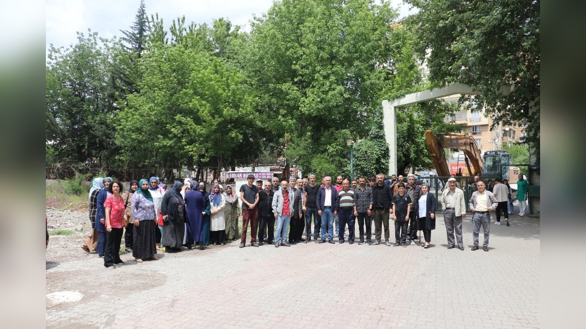 Diyarbakır'da site sakinleri ile müteahhit firma arasında 'yerinde dönüşüm' krizi