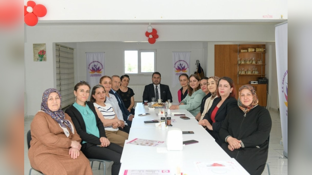 Kahramankazan Belediye Başkanı Çırpanoğlu, kadın kooperatifini ziyaret etti