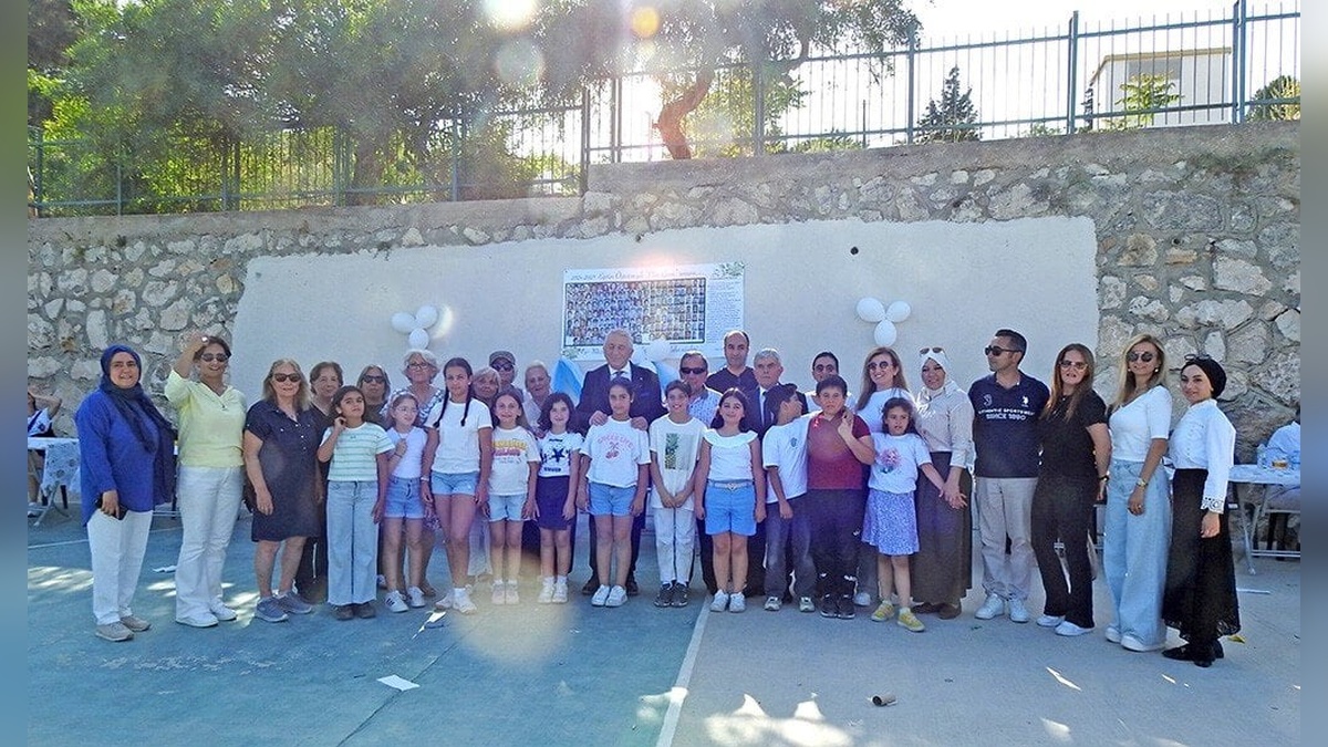 Çeşme'de 92 yıllık okulun mezunları pilav gününde buluştu