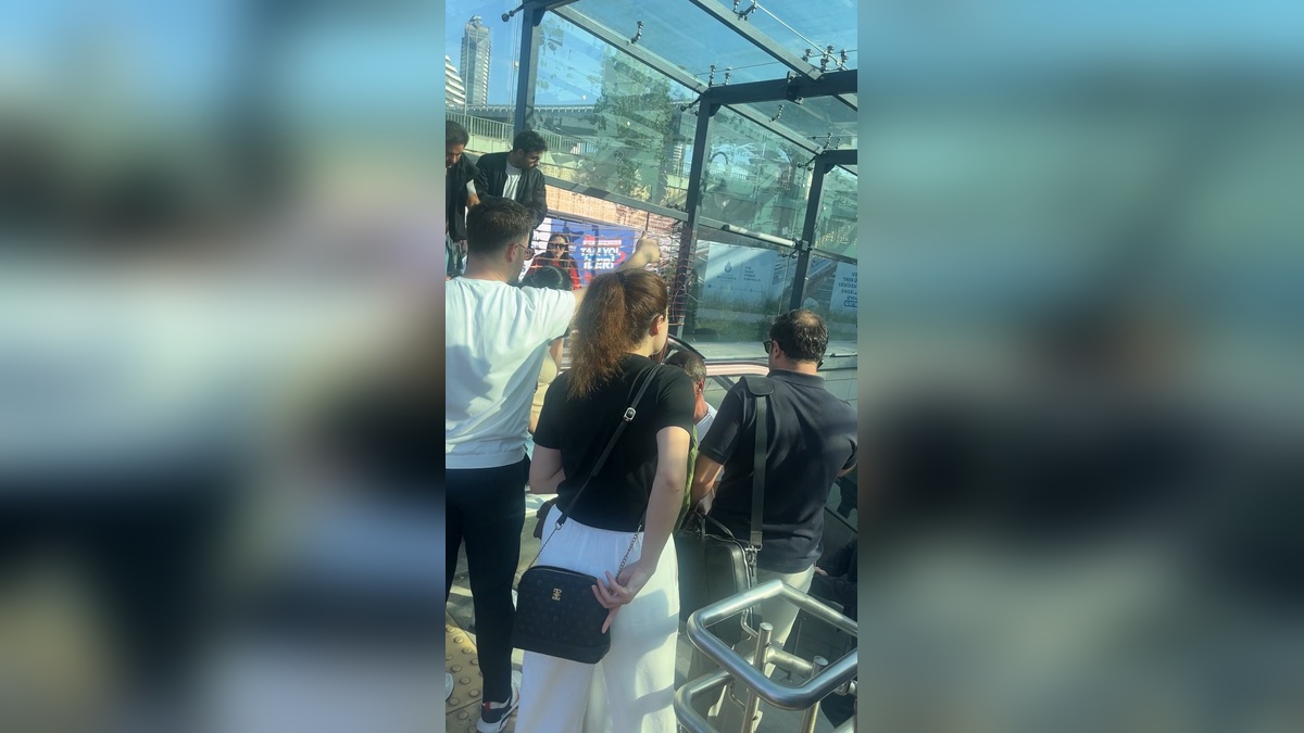 Kadıköy Ünalan Metro İstasyonu'nda yürüyen merdiven arızası: Yolcular panik yaşadı