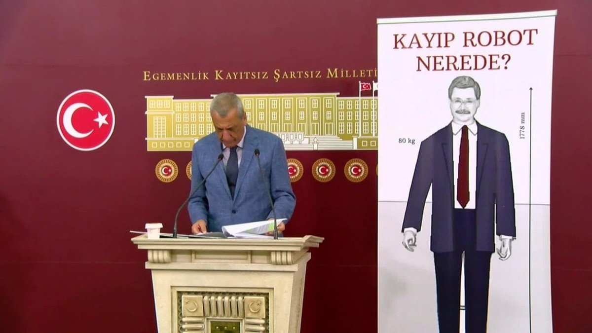 CHP'li Öztürkmen: Gökçek'in robotu nerede?