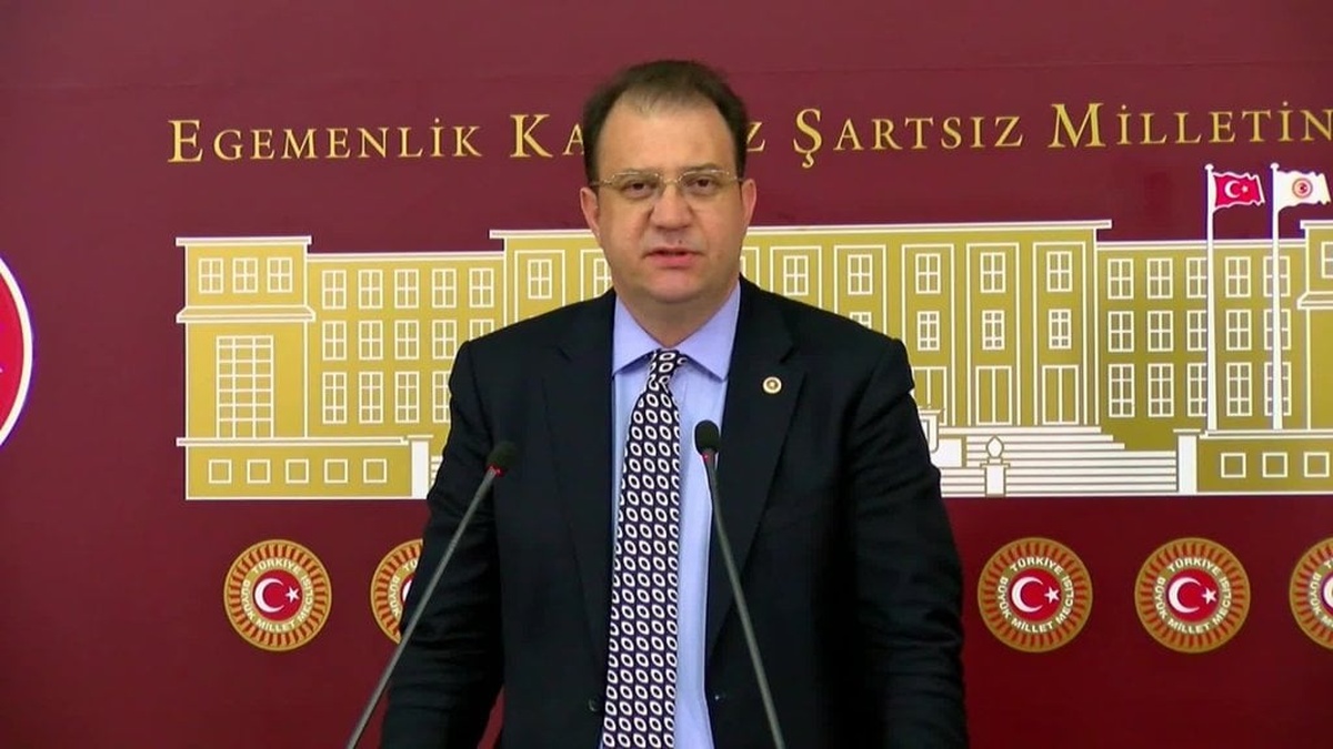 CHP'li Alp: Esenyurt Belediye Başkanı Özer davası siyasi