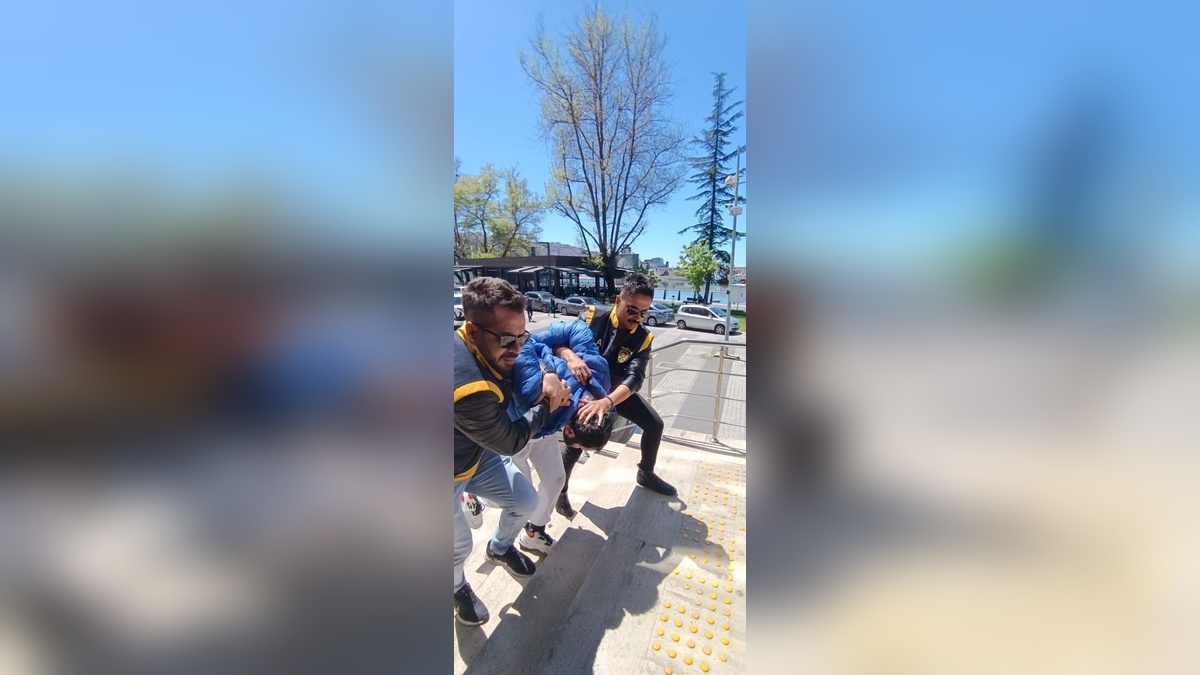 Zonguldak'ta alkollü sürücü polis memurunu yaraladı