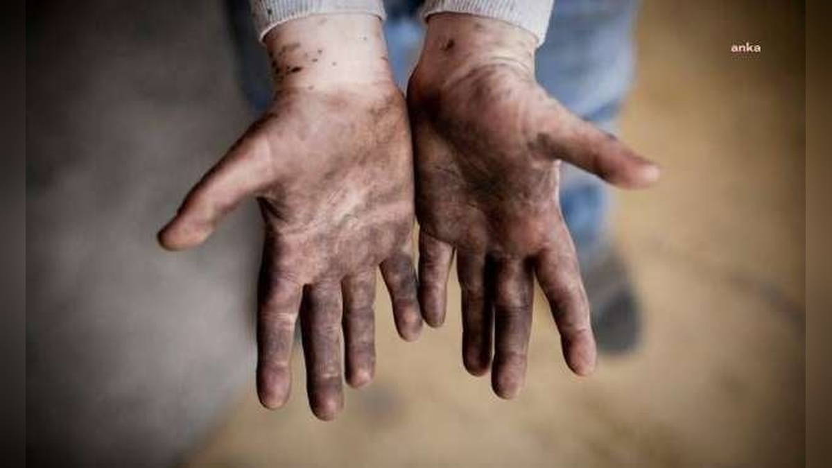 Balıkesir'de 12 yaşındaki çocuk inşaattan düşerek ağır yaralandı