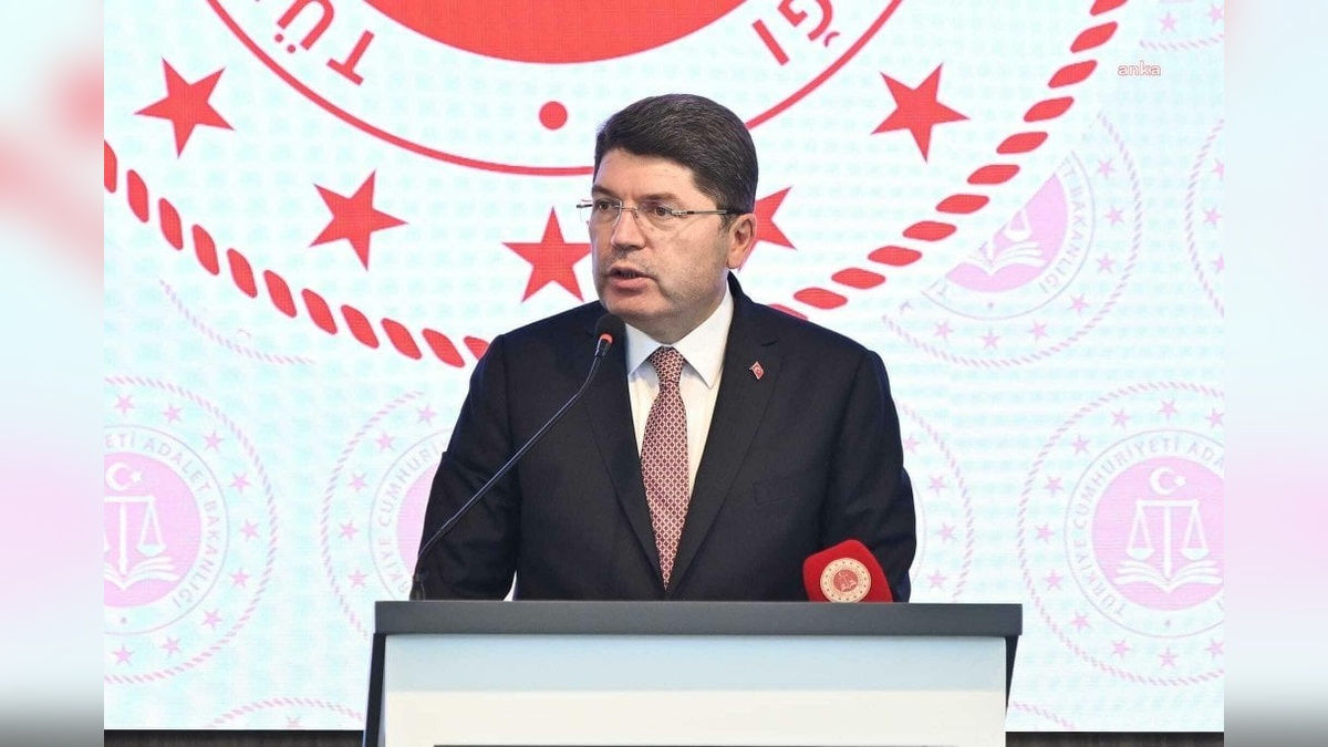 Bakan Tunç'tan Adli Tıp Kurumu atamalarına ilişkin açıklama: Adaletin tecellisi için önemli görev