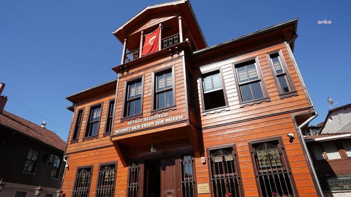 Beykoz'da Mehmet Akif Ersoy Şiir Müzesi, Türk şiirinin önemli isimlerini gelecek kuşaklara taşıyor