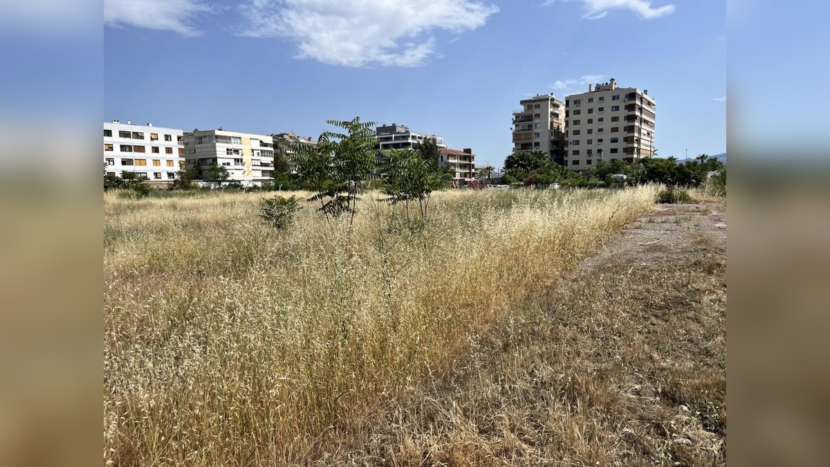 Karşıyaka taraftarı stat ve tesis isyanında: 30 yıldır bekliyoruz