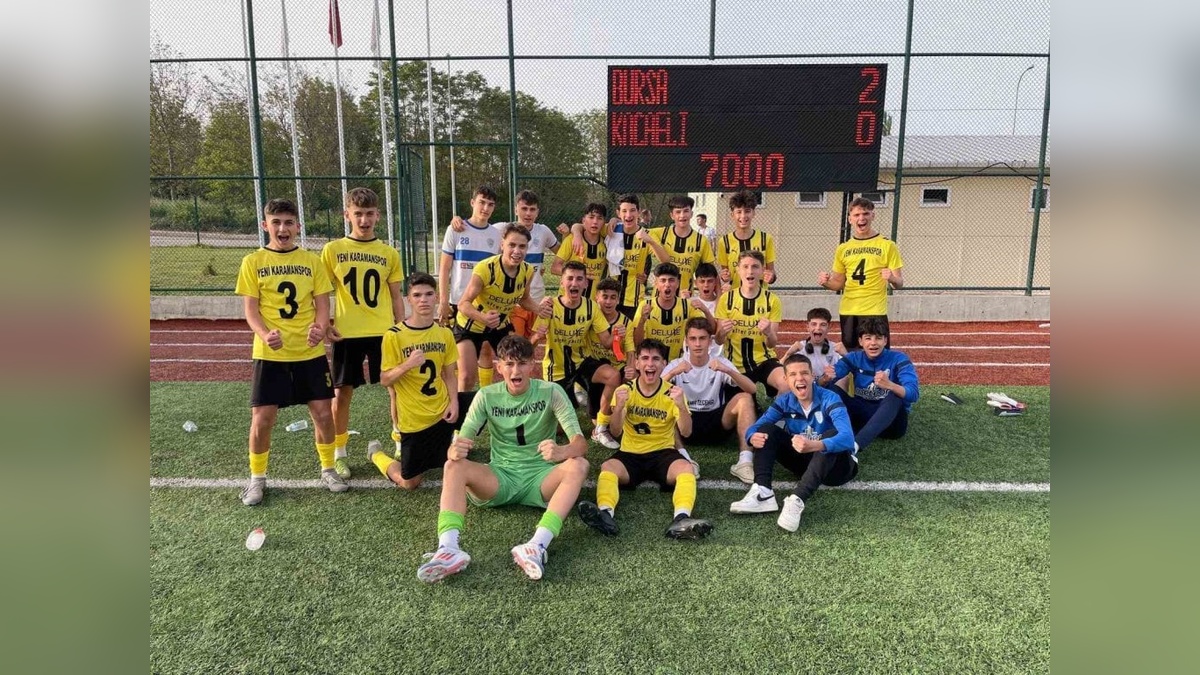 Bilecik'te U15 Türkiye Şampiyonası heyecanı: Yenikaramanspor şampiyon oldu