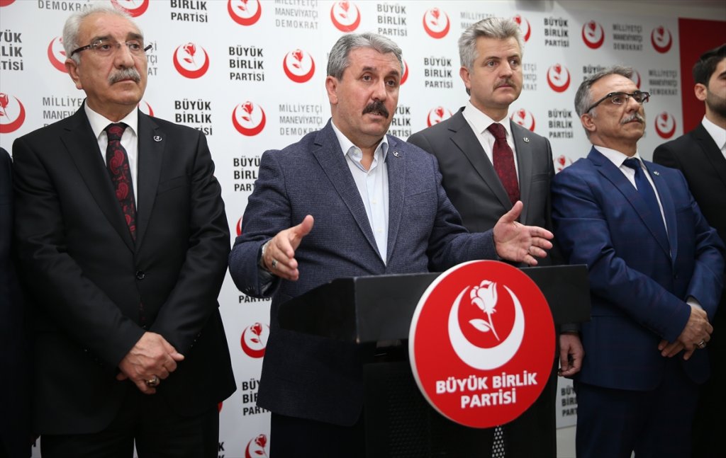 Destici'den halk oylaması değerlendirmesi